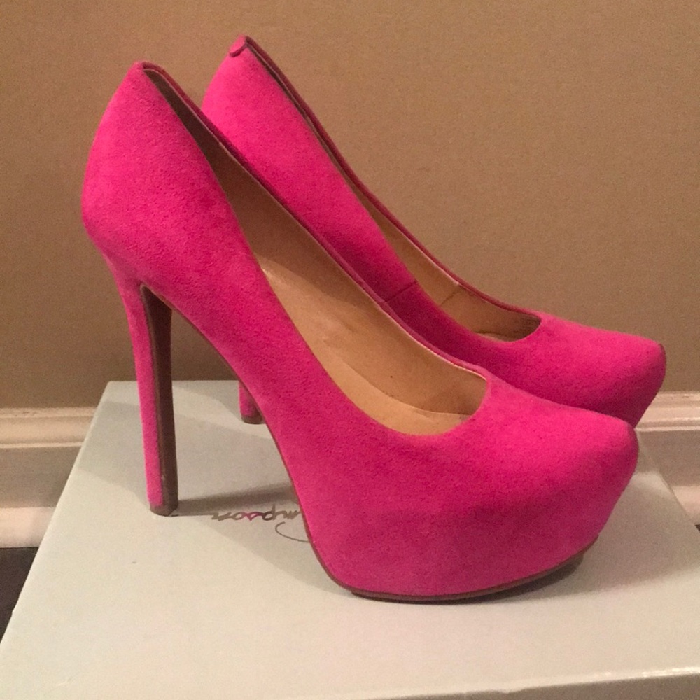 Jessica Simpson Shoes - Size 8 - Hot Pink